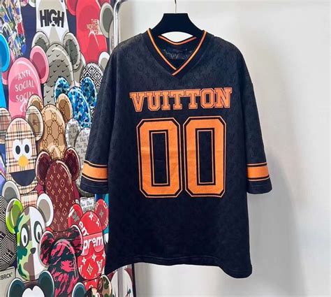 n58009 louis vuitton|louis vuitton football player.